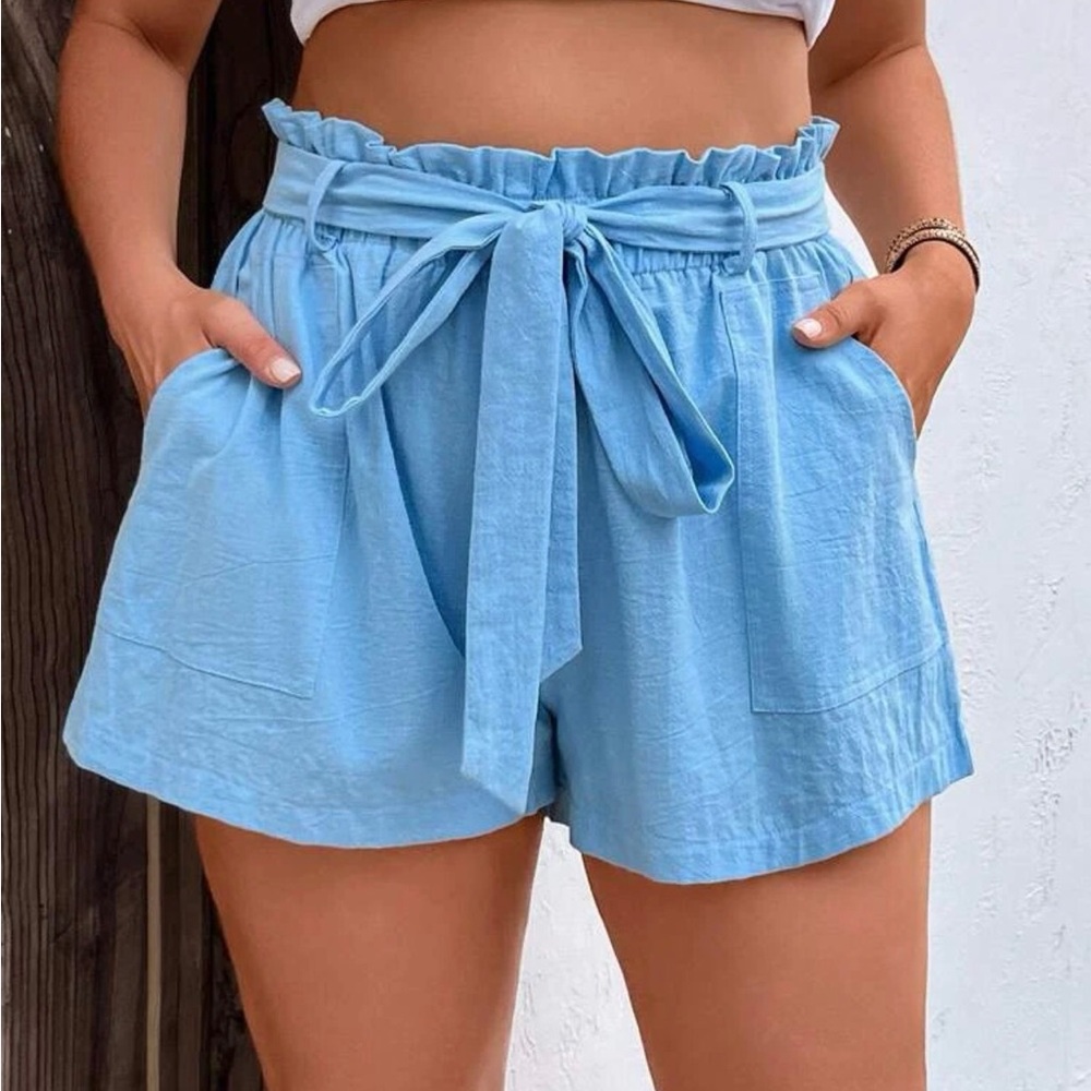 Light blue paper bag waist shorts
